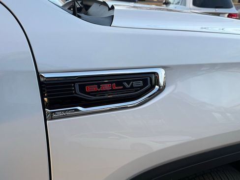 Used 2022 GMC Sierra 1500 Denali w/ Denali Premium Package image 11