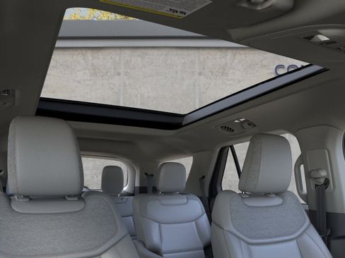 New 2026 Ford Explorer Active AWD/4WD image 22