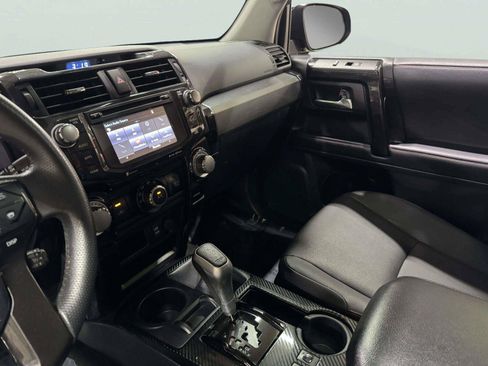 Used 2019 Toyota 4Runner TRD Off-Road Premium AWD/4WD image 52