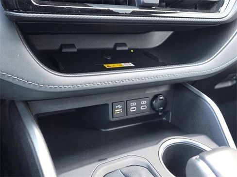 Certified 2023 Toyota Highlander XSE image 24