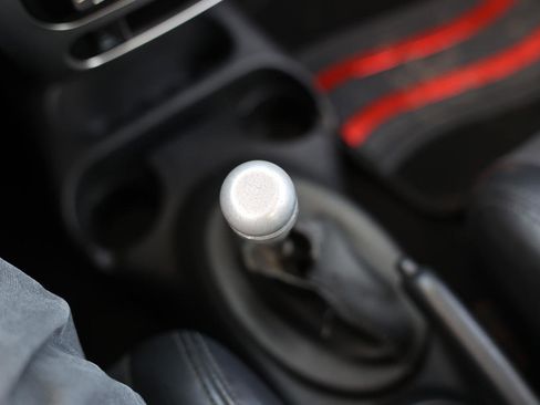 Used 2003 Dodge Neon image 32