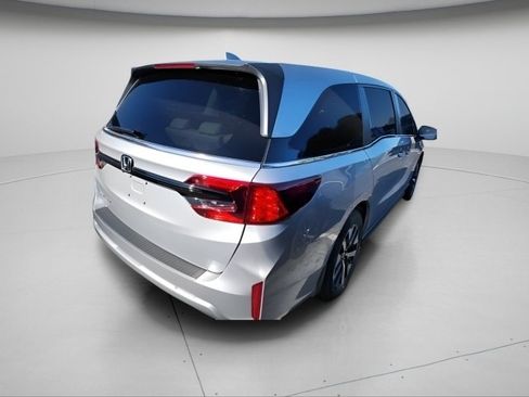 New 2026 Honda Odyssey EX-L image 8