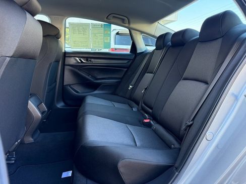 Used 2019 Honda Accord LX image 17