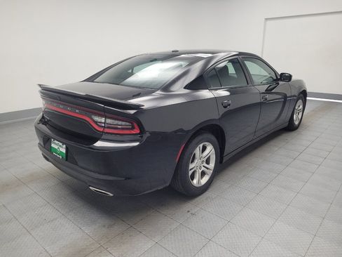 Used 2022 Dodge Charger SXT w/ Cold Weather Package RWD image 9