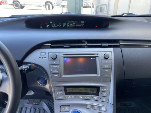 Used 2015 Toyota Prius Two FWD image 26