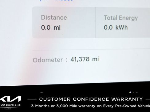 Used 2022 Tesla Model Y Performance image 18