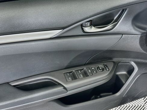 Used 2020 Honda Civic Sport image 15