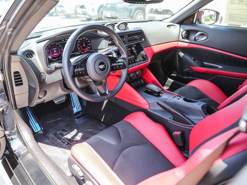 Used 2024 Nissan Z Performance w/ Floor Mat Package RWD image 13