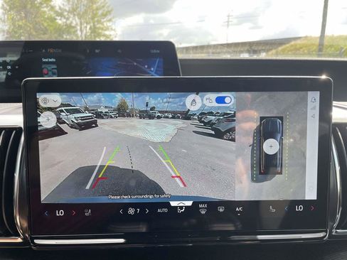 New 2025 Ford Expedition Max Platinum w/ Stealth Appearance Package image 19