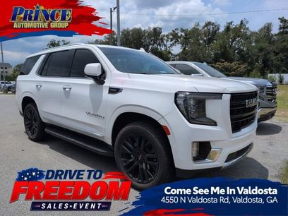 Used 2022 GMC Yukon SLT w/ SLT Luxury Package