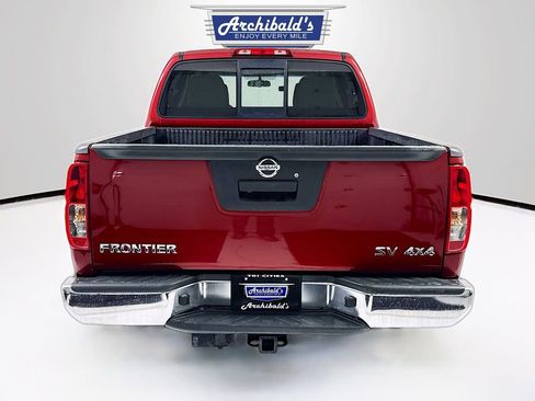 Used 2019 Nissan Frontier SV image 6