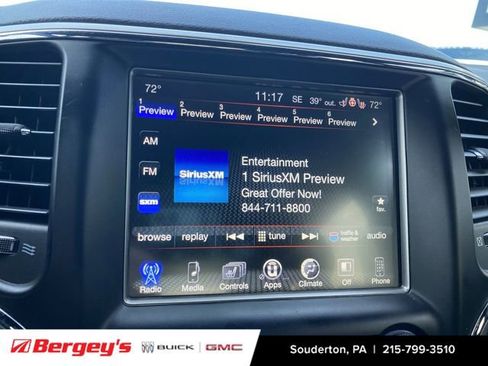 Used 2017 Jeep Grand Cherokee Altitude image 38