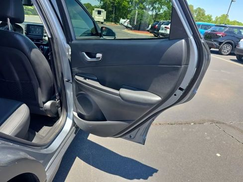 Used 2020 Hyundai Kona Limited FWD image 46