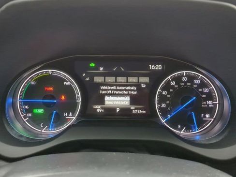 Certified 2023 Toyota Venza XLE image 10