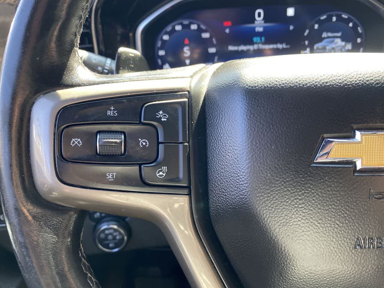Used 2022 Chevrolet Silverado 1500 High Country w/ Technology Package AWD/4WD image 20