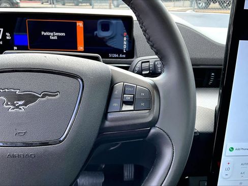 Used 2023 Ford Mustang Mach-E Select image 24