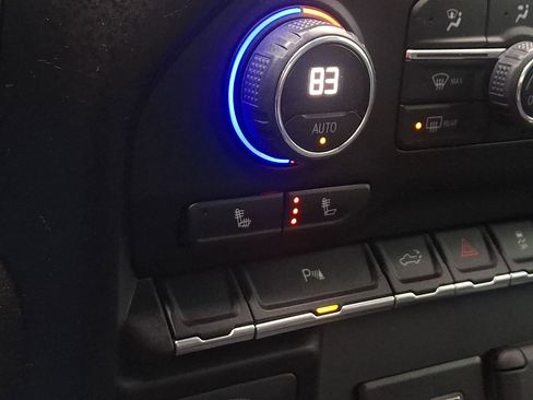 Used 2022 Chevrolet Silverado 1500 LT Trail Boss w/ Safety Package image 24