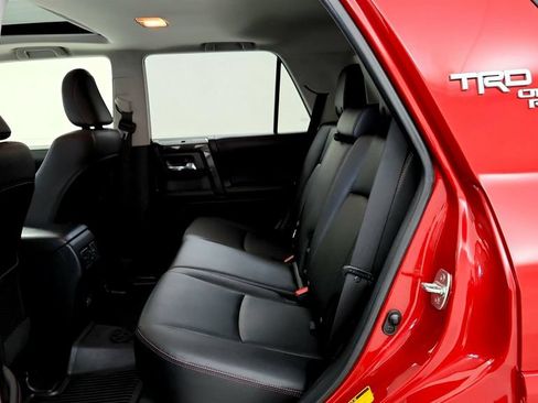 Certified 2024 Toyota 4Runner TRD Off-Road Premium w/ Moonroof Package AWD/4WD image 20