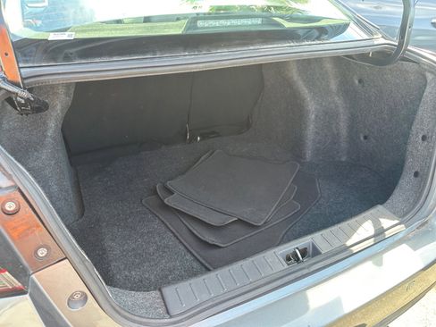 Used 2021 Nissan Versa SV image 16