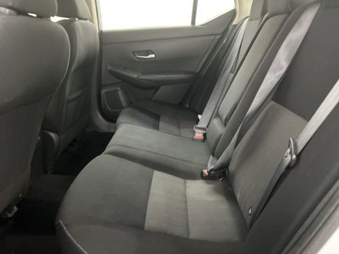 Used 2022 Nissan Sentra SV FWD image 22