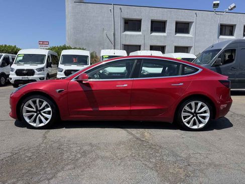Used 2018 Tesla Model 3 Long Range RWD image 8