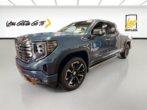 Used 2025 GMC Sierra 1500 Denali w/ Denali Reserve Package AWD/4WD image 1