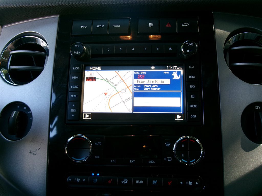 Used 2012 Ford Expedition Limited AWD/4WD image 37
