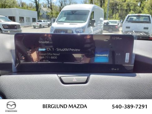 New 2025 MAZDA CX-70 Plug-In Hybrid w/ Premium Pkg image 16