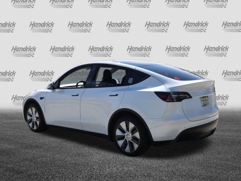 Used 2021 Tesla Model Y Long Range image 7