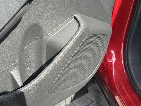 Used 2023 Toyota Corolla Cross LE FWD image 18