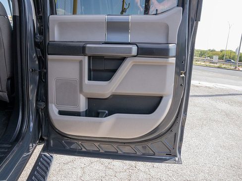 Used 2017 Ford F150 XLT w/ Equipment Group 302A Luxury image 13