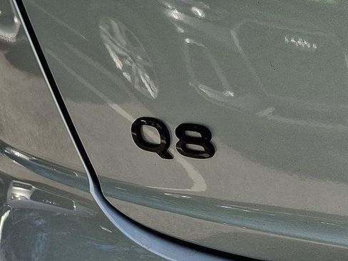 Certified 2025 Audi Q8 Premium Plus AWD/4WD image 31