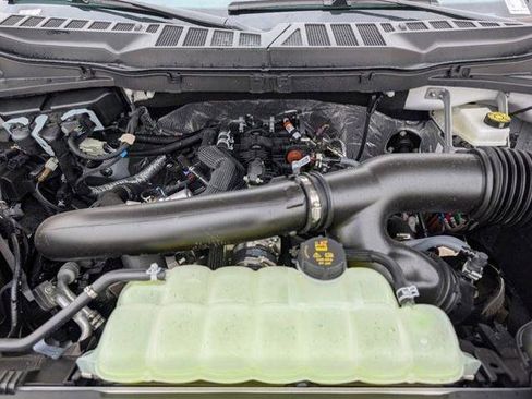 New 2025 Ford F150 Lariat w/ Equipment Group 501A Mid image 12