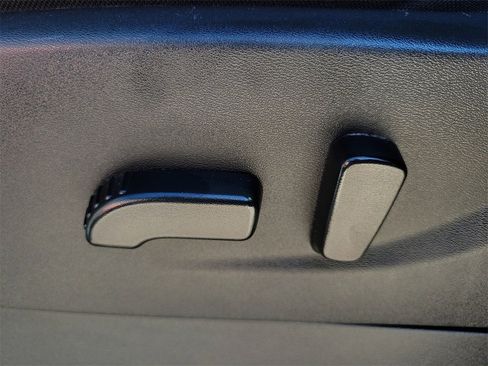 Used 2024 Nissan Frontier PRO-4X w/ Off-Road Protection Package image 20