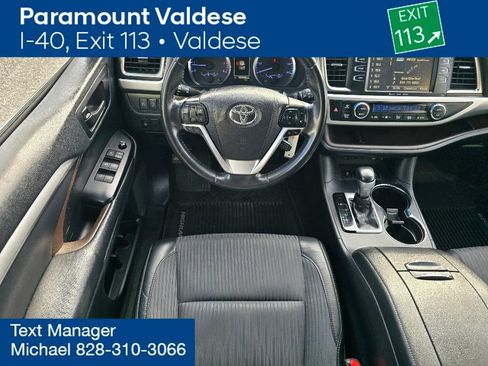 Used 2019 Toyota Highlander AWD V6 image 14