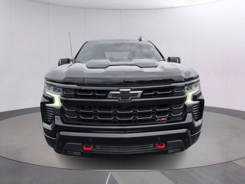 Used 2025 Chevrolet Silverado 1500 LT Trail Boss w/ LT Trail Boss Premium Package AWD/4WD image 10