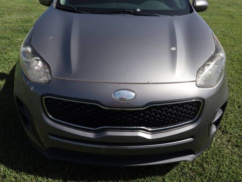 Used 2019 Kia Sportage LX w/ Paint Protection Package FWD image 19