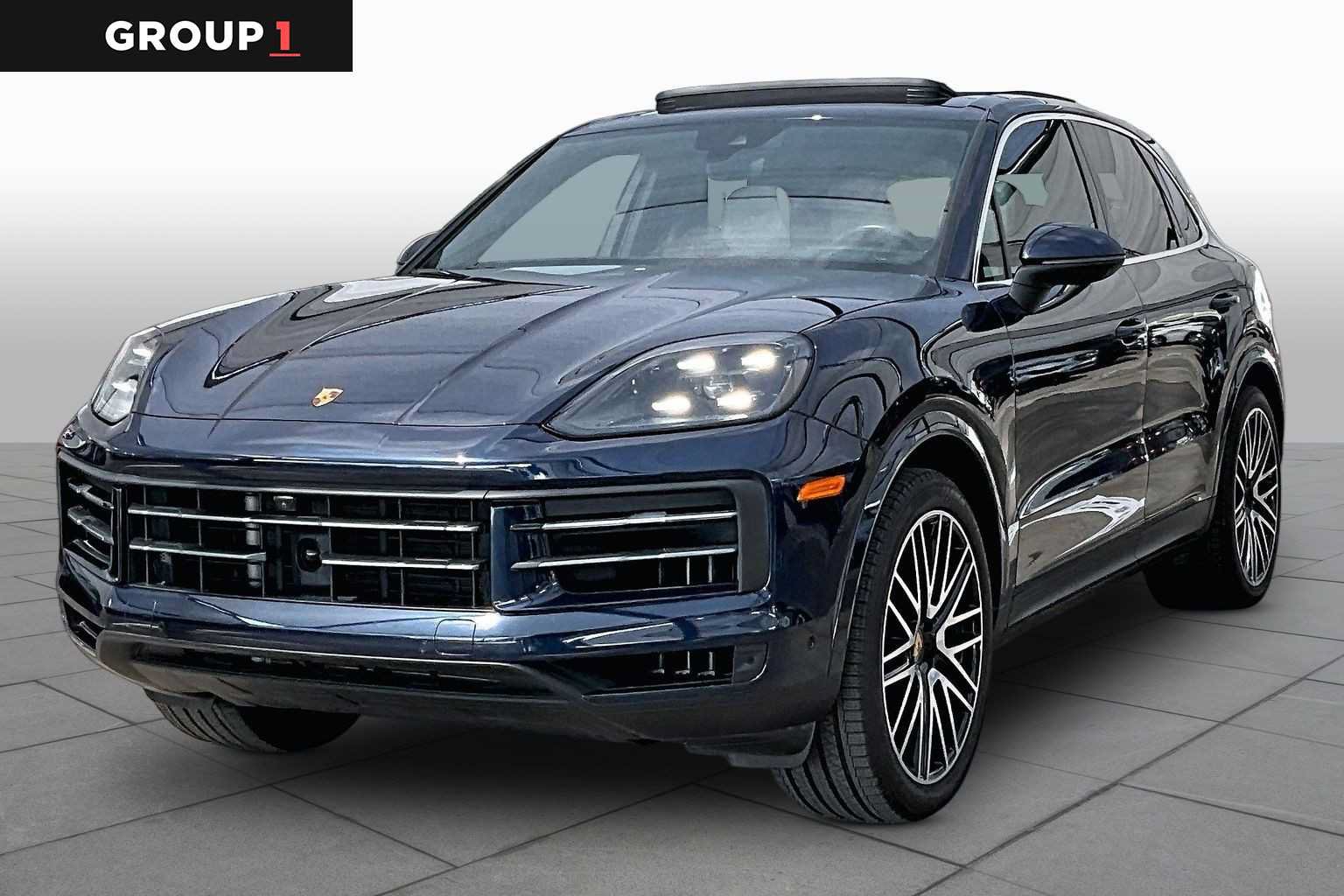 Used 2024 Porsche Cayenne AWD/4WD image 1