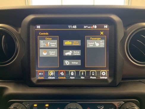 Used 2022 Jeep Wrangler Unlimited Sport image 23