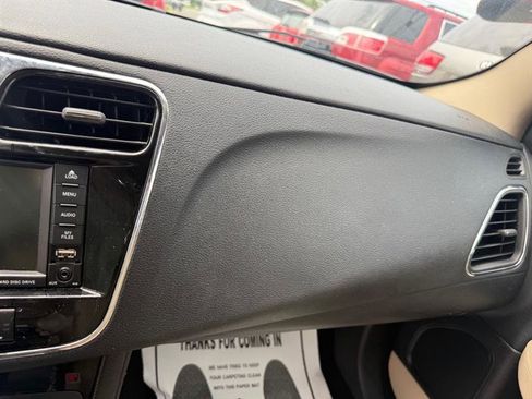 Used 2014 Chrysler 200 Limited w/ Sun/Sound Group image 35