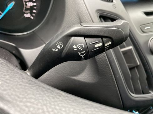 Used 2017 Ford Focus SE image 27