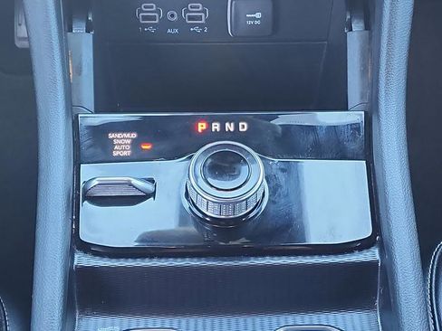 Used 2024 Jeep Grand Cherokee Limited AWD/4WD image 14