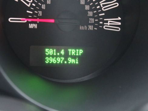 Used 2006 Ford Mustang GT image 19