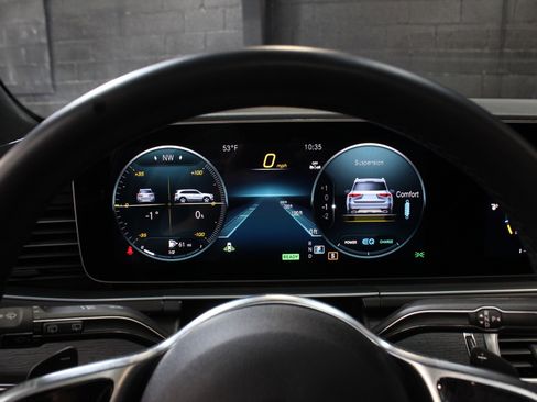 Used 2023 Mercedes-Benz GLS 450 4MATIC image 63