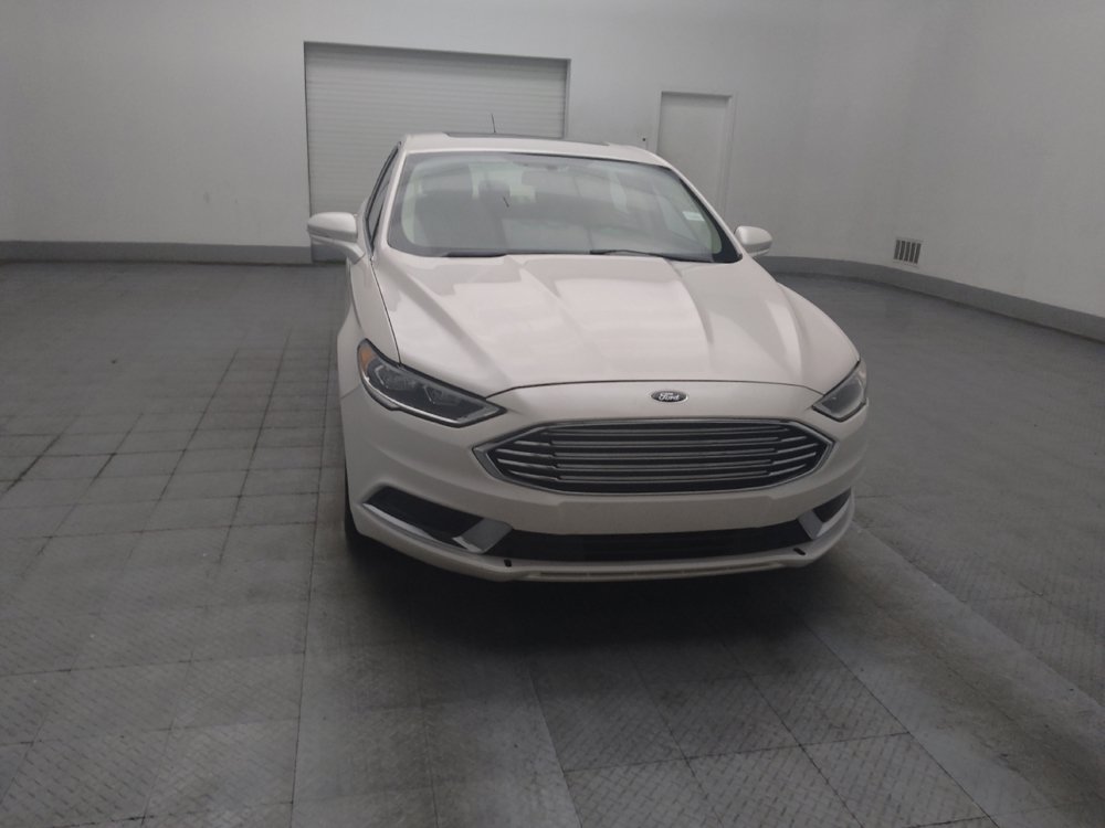 Used 2018 Ford Fusion SE w/ Fusion SE Technology Package FWD image 14