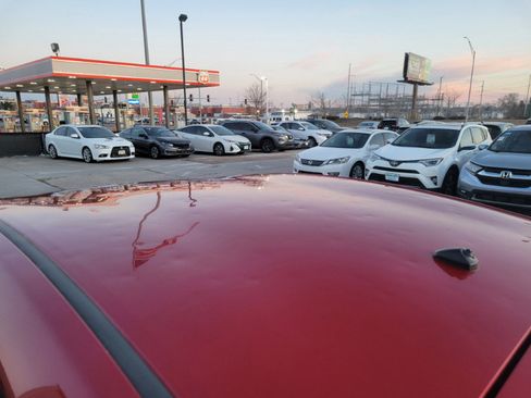 Used 2015 Toyota Prius Two image 12