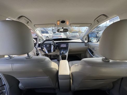 Used 2010 Toyota Prius Four image 51