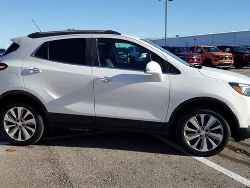 Used 2019 Buick Encore Preferred w/ Safety Package image 9