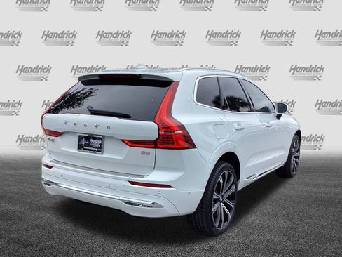 Certified 2023 Volvo XC60 B5 Ultimate w/ Climate Package image 10