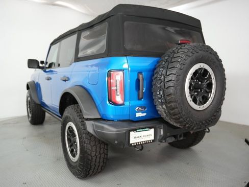 Used 2022 Ford Bronco Badlands image 7